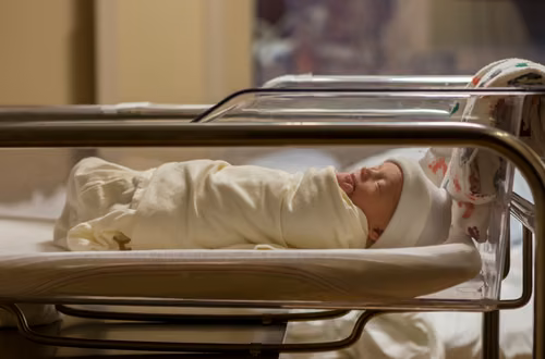 Podwyżka "Becikowego"! Rodzice z tego miasta otrzymają świadczenie w wysokości 1500 złotych