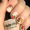 Piękne różyczki na paznokciach