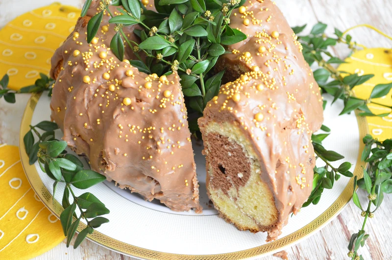 Babka piaskowa dwukolorowa