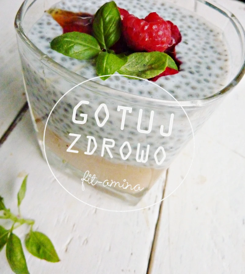 Pudding chia z owocami