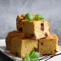 Proteinowe blondie bez mąki z czekoladą FIT