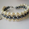 Pleciona bransoletka z perełek szklanych
