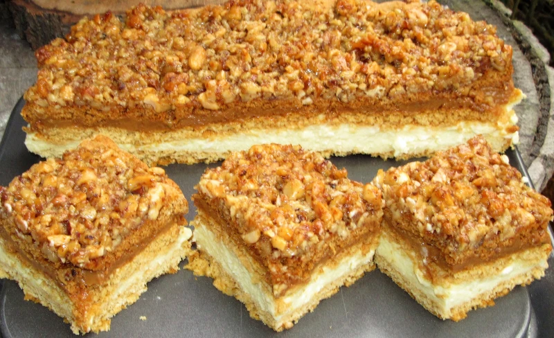 Ciasto Snickers- łatwe,pyszne, mięciutkie-idealne na każdą okazję+FILM
