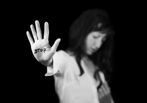 Międzynarodowy Dzień Eliminacji Przemocy wobec Kobiet: Czas na Zmianę