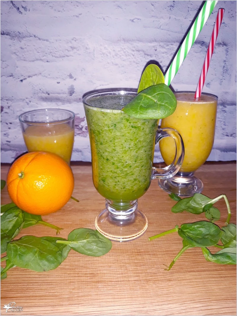 Złote i zielone smoothie oraz woda fiji, czyli zdrowie co dnia