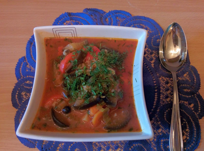 Zupa bakłażanowo-paprykowa