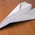 Dzień Samolotów z Papieru: Historia, Techniki i Konkursy
