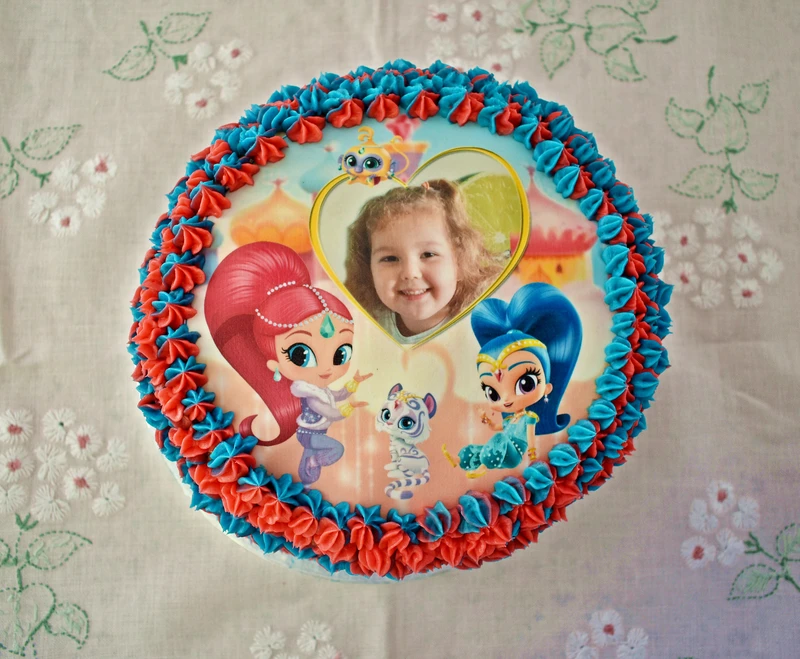 Tort śmietankowy z malinami Shimmer i Shine