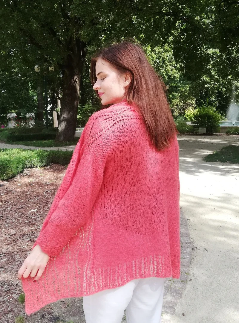 Szalowy sweter