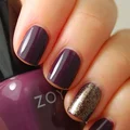 Fioletowe paznokcie