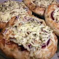 PIZZERINKI ZE ŚLEDZIEM i ŻURAWINĄ