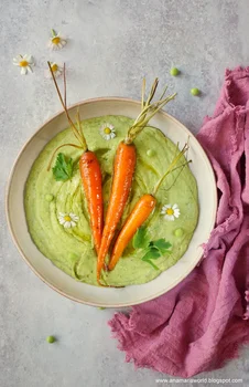 Hummus z pietruszki z karmelizowanymi marchewkami