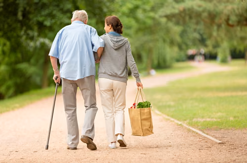 Rząd przeznaczył dodatkowe pieniądze dla gmin na pomoc seniorom! Nowy program już działa