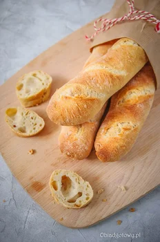 Bagietki chlebowe wiejskie
