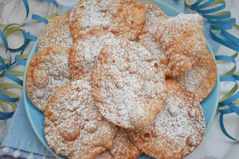 Faworki à la włoskie "cannoli siciliani"