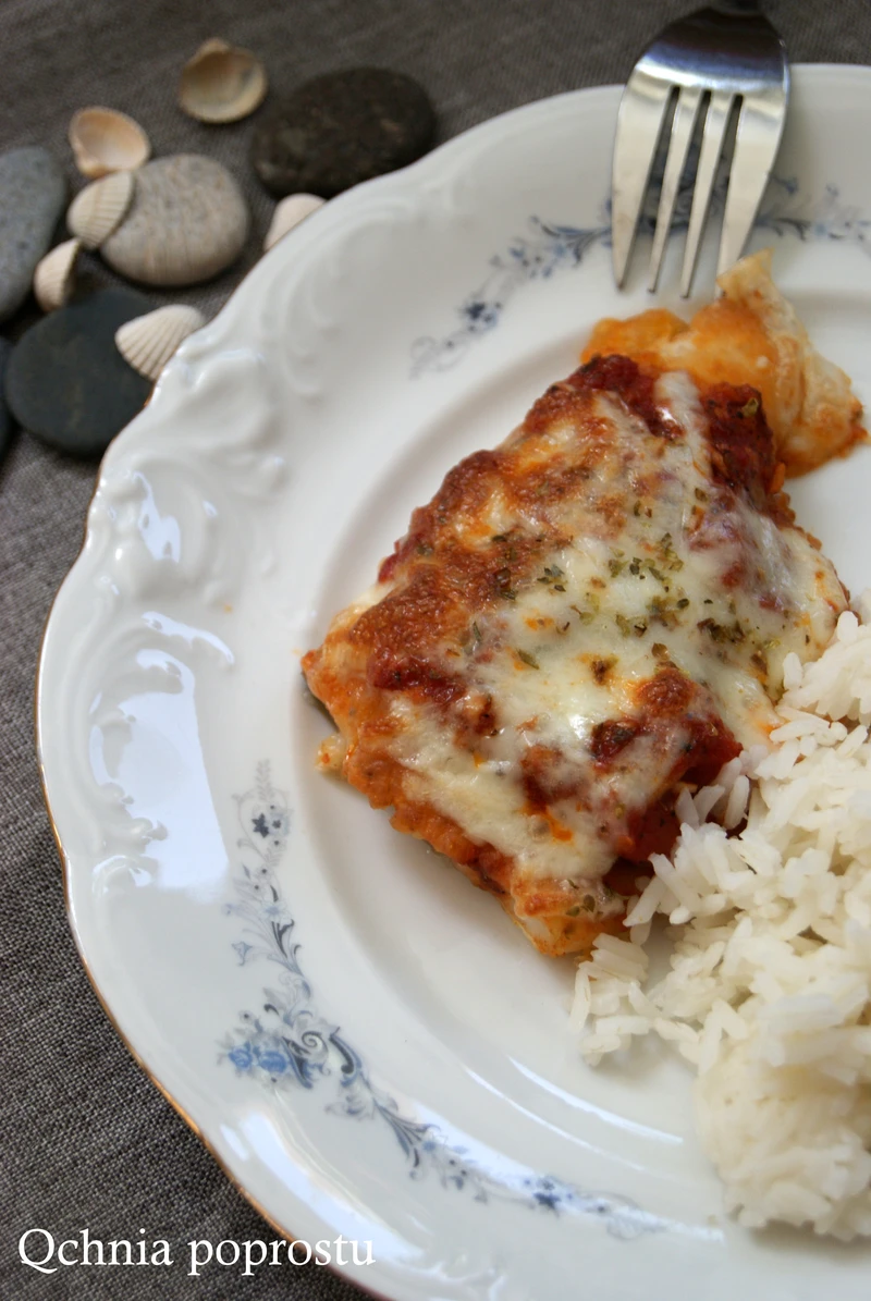 Pieczony dorsz z pomidorami pod mozzarellą