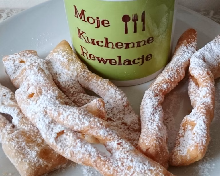 Łatwe faworki (chrust, chruściki, chrusty)