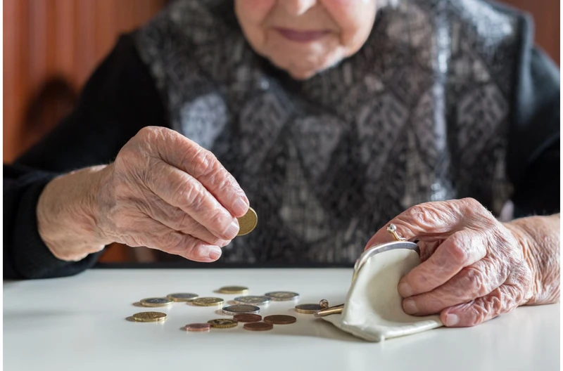Dodatki do rent i emerytur 2025 - ile wynoszą? Zmiany od marca!