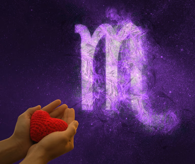 Związek pełen namiętności i pasji! 6 powodów, dla których warto być ze zodiakalnym skorpionem!