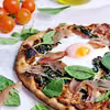 Pizza ze szpinakiem i jajkiem