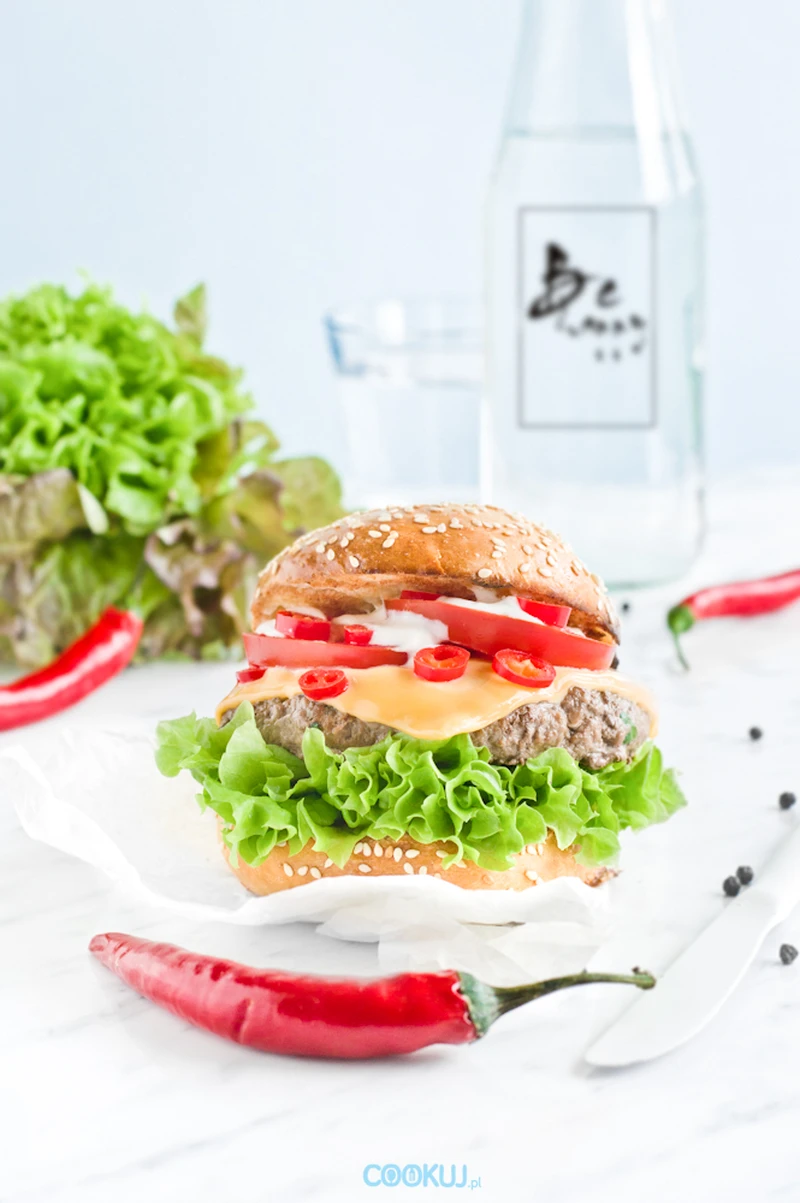 Pikantne burgery wołowe