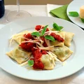 Ravioli ze szpinakiem i ricottą