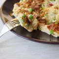 Omlet z szynką i groszkiem - pyszne i fit