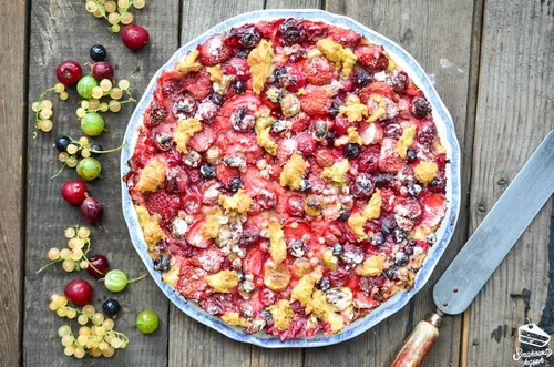 Wegańska tarta z owocami