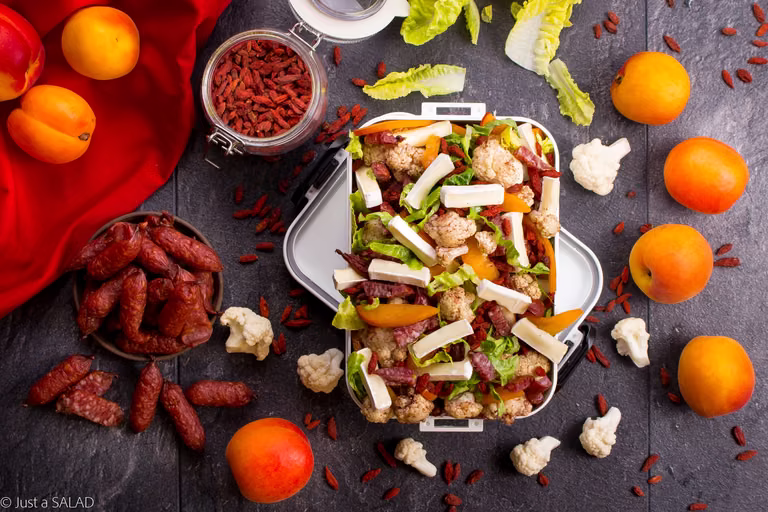 Lunchbox z kalafiorem pieczonym w cynamonie