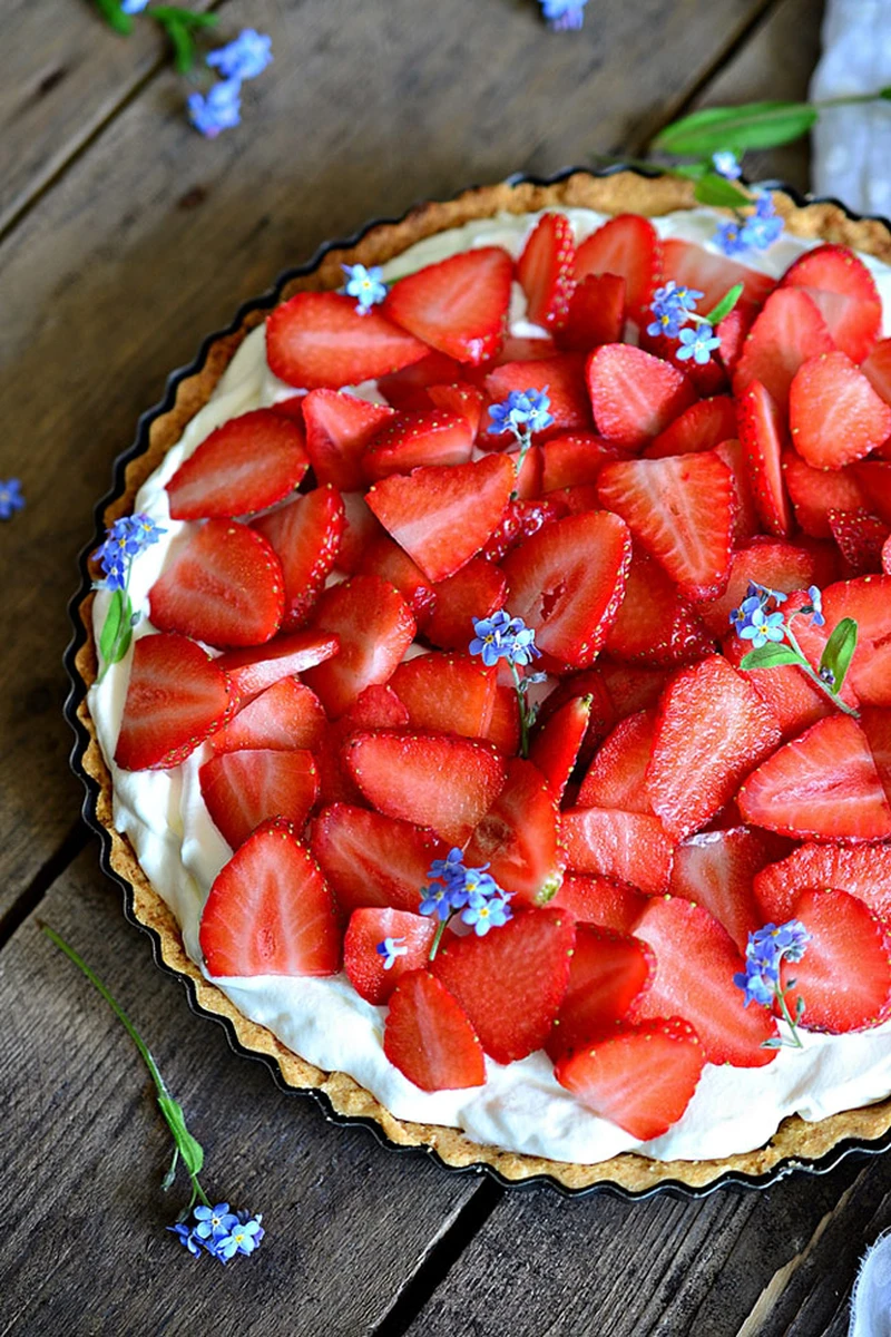 Tarta serowa z truskawkami