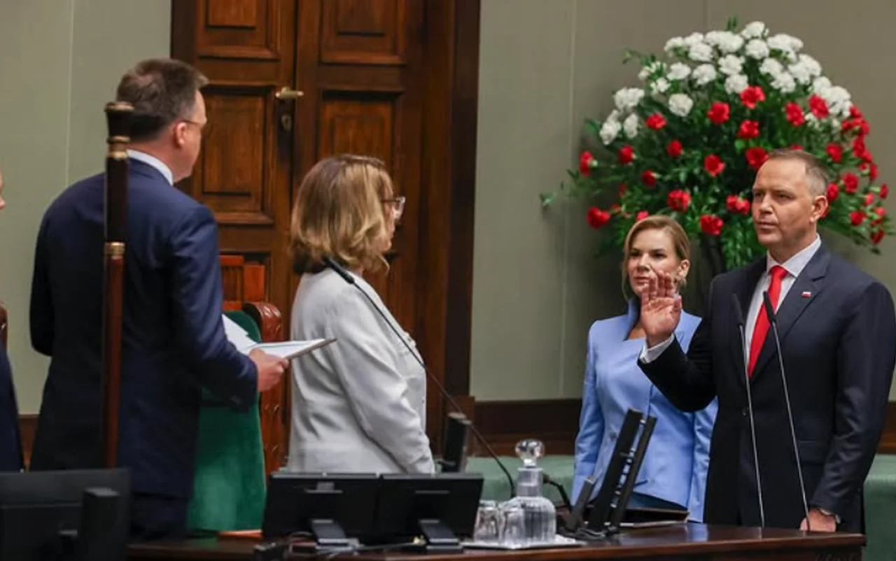 Karol Nawrocki zaprzysiężony! Pierwsze orędzie nowego prezydenta!