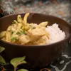 Kurczak curry z fasolką szparagową i ryżem
