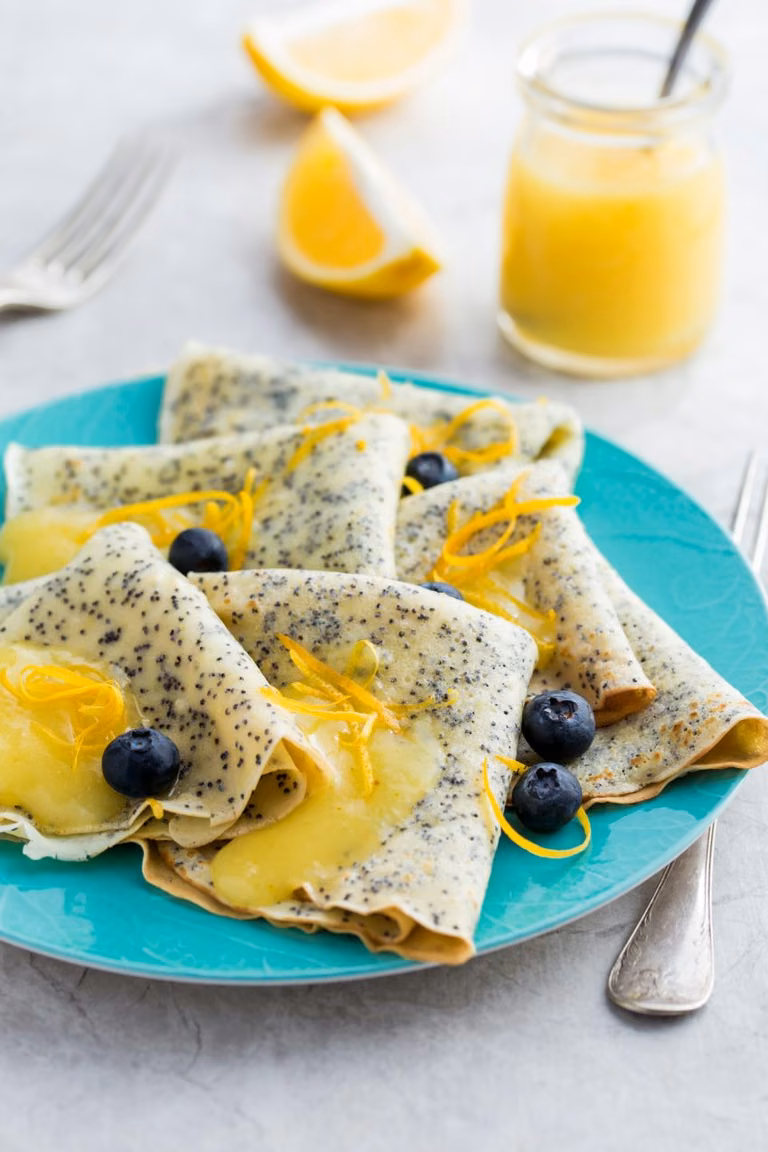 NALEŚNIKI Z MAKIEM I LEMON CURD