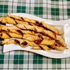 Sylwestrowa przekąska - paluchy z ciasta na pizzę