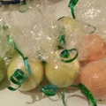 Prezent diy na święta - musujące kule do kapieli w kształcie bombek