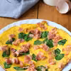 Omlet z boczkiem i szpinakiem