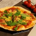 Szybka pizza z patelni