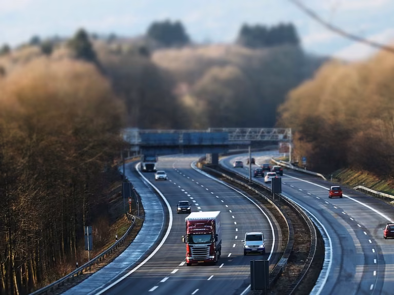 Nowe opłaty na A4. Poznaj nową tabelę stawek!
