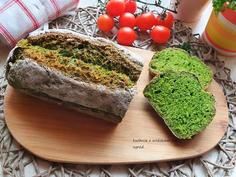 Chleb szpinakowy