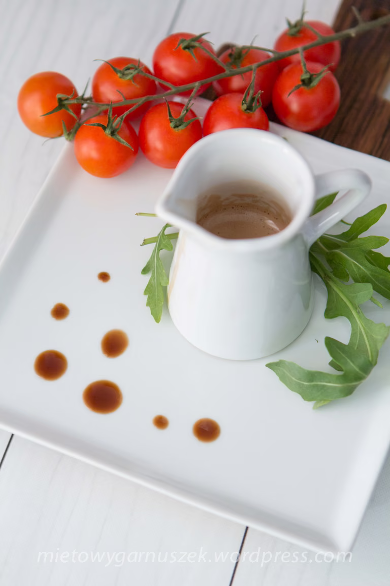 Dressing miodowo - balsamiczny