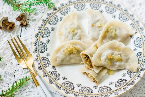 Pierogi Z Kapustą Kiszoną I Grzybami