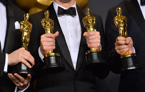 Oscary 2026 już tej nocy! Gdzie oglądać galę i kto ma największe szanse na statuetki?