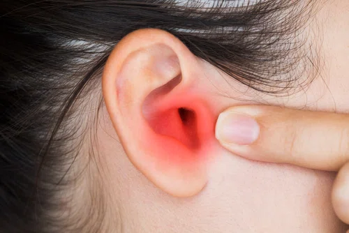 Ból ucha. Co zrobić gdy boli ucho? Domowe sposoby