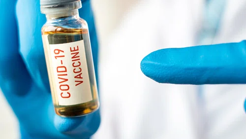 Powikłania po szczepieniu na COVID-19. Rząd zapowiada odszkodowania do 100 tys.!