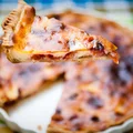 TARTA ZE ŚLIWKAMI ZAPIECZONYMI W WANILIOWYM KREMIE