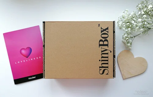 ShinyBox LOVELINESS – luty 2019