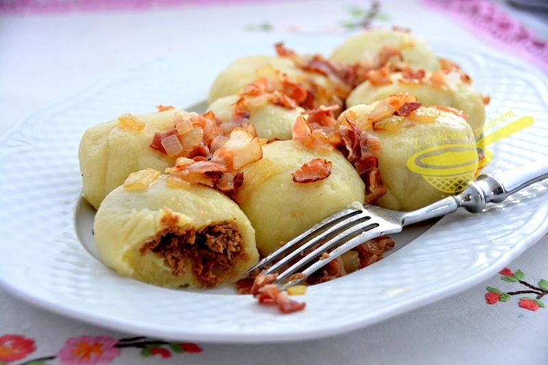 kluski śląskie z mięsem
