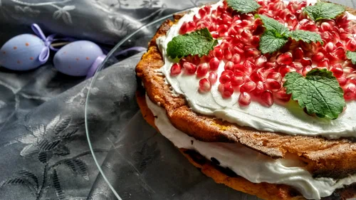 Ciasto z batatów z kremem twarożkowym. Bez cukru. Bez mąki. Bez glutenu.