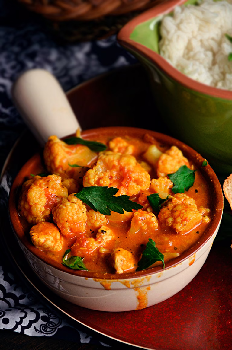 Curry z kalafiorem i indykiem