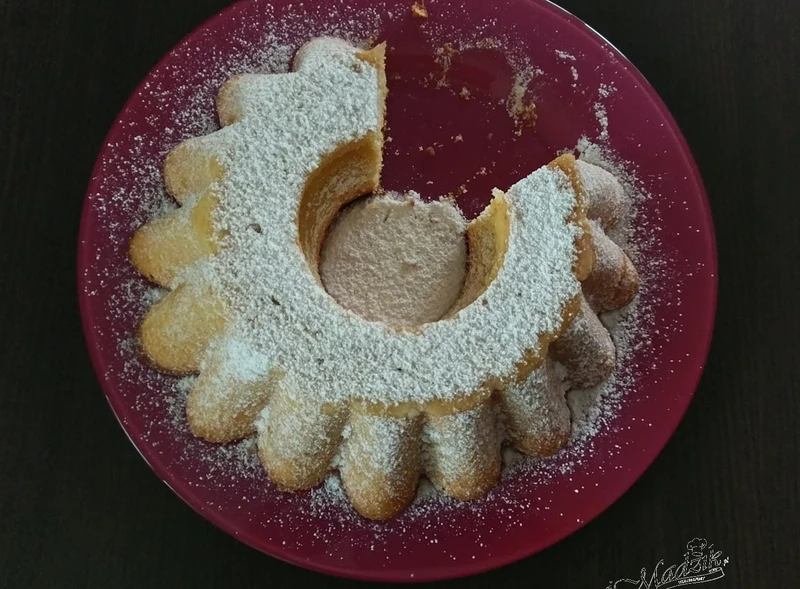 Babka z pomarańczową nutą